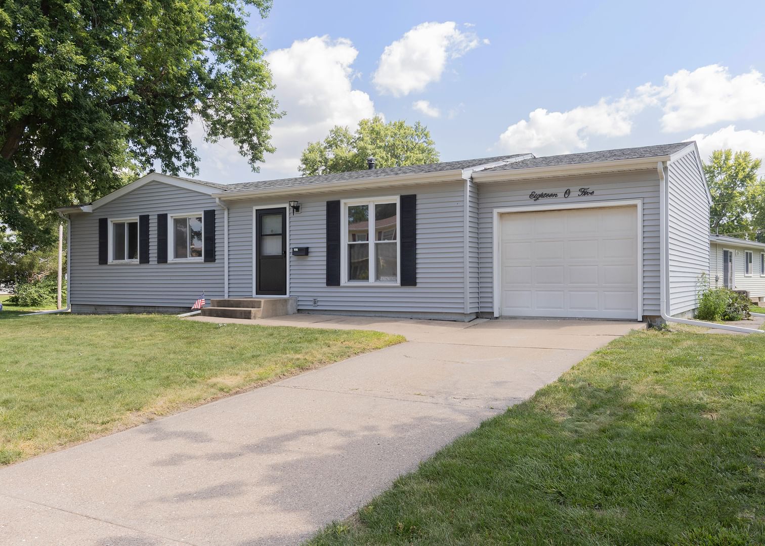 1805 Danbury Drive, Bettendorf, IA 52722 — exterior view