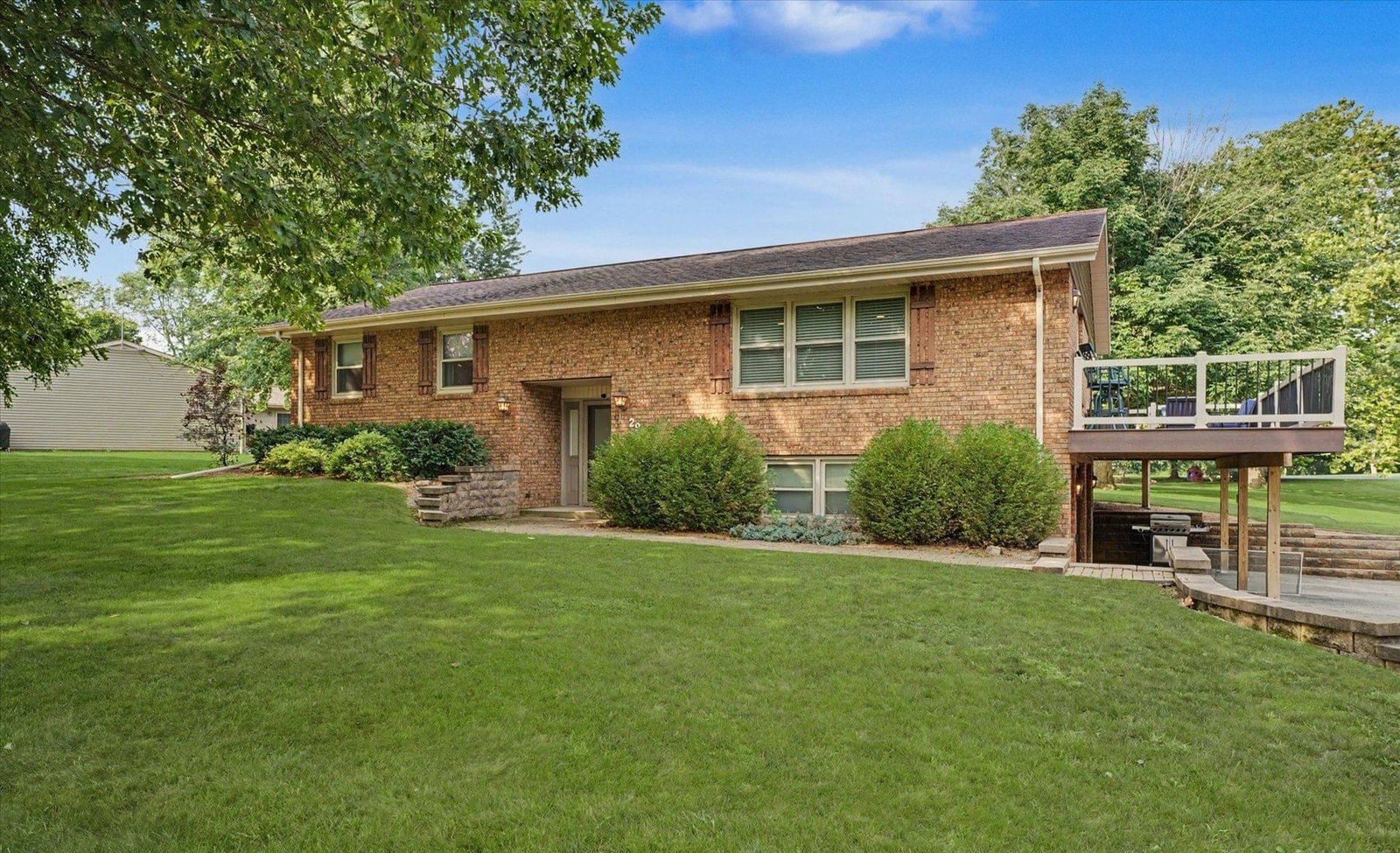 29 Dunlap , Sidney, IL 61877 — kitchen view