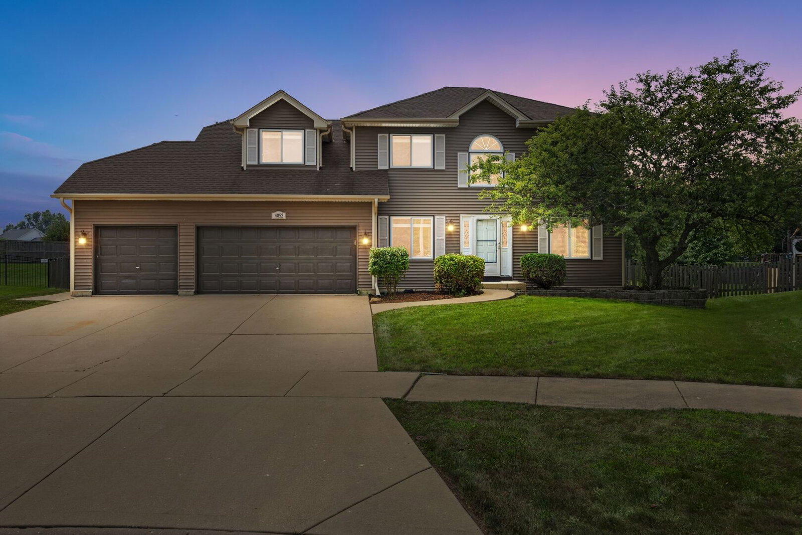 4852 Snapjack Circle, Naperville, IL 60564 — exterior view