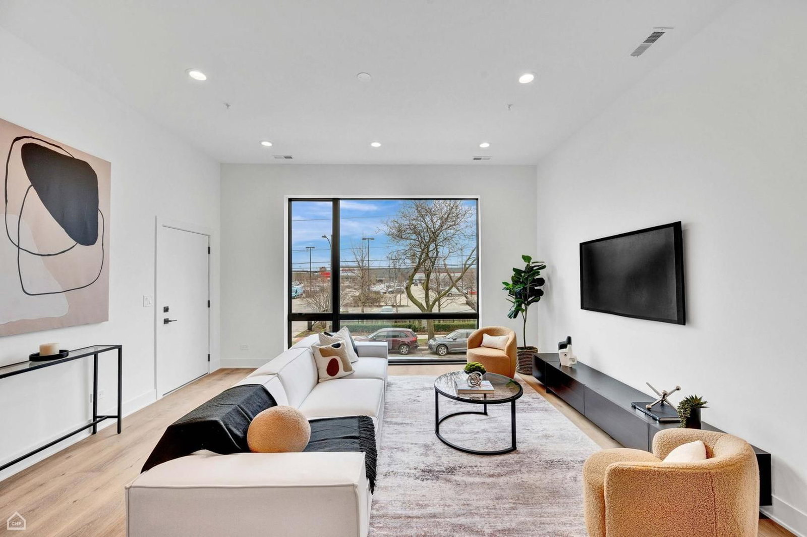 1625 W Hastings Street #101, Chicago, IL 60608 — exterior view