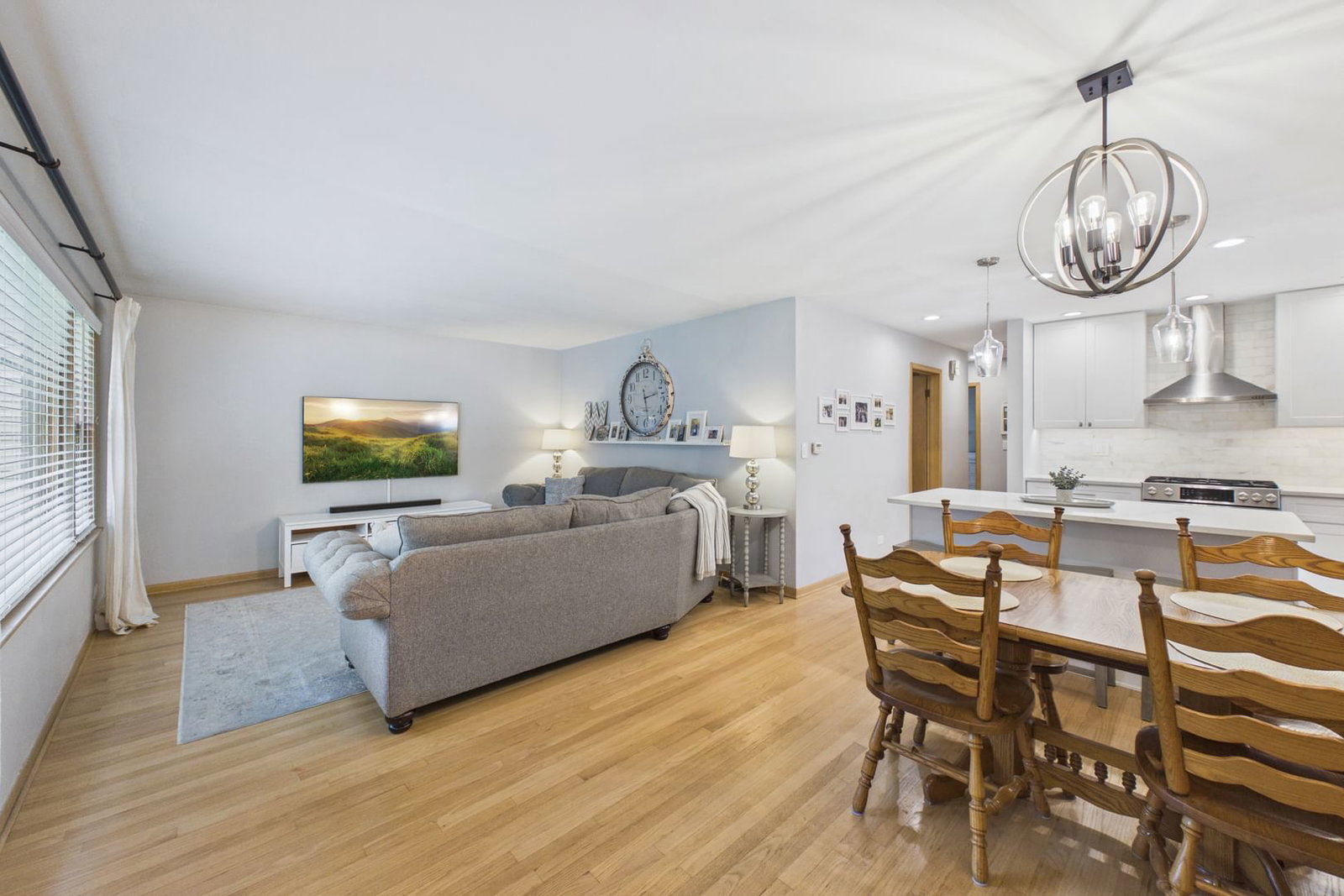 203 S Edward Street, Mount Prospect, IL 60056 — kitchen view