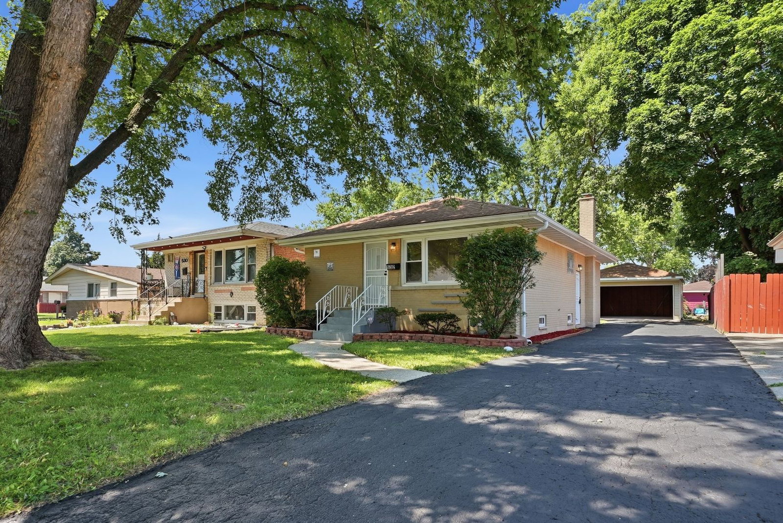 532 Clayton Road, Hillside, IL 60162 — exterior view