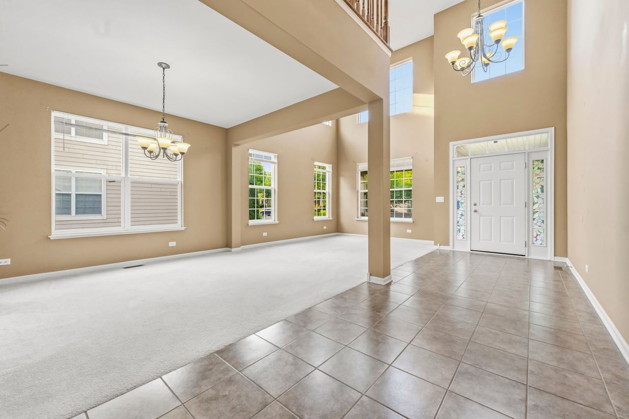 2023 Torino Drive, Elgin, IL 60123 — kitchen view