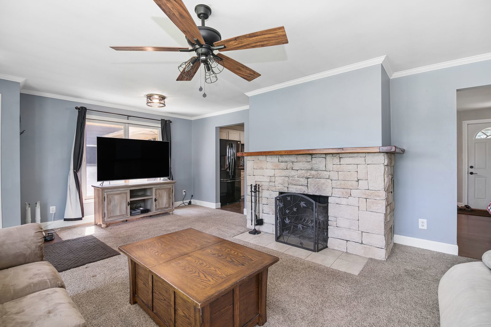 922 W Van Meter Street, Kankakee, IL 60901 — exterior view