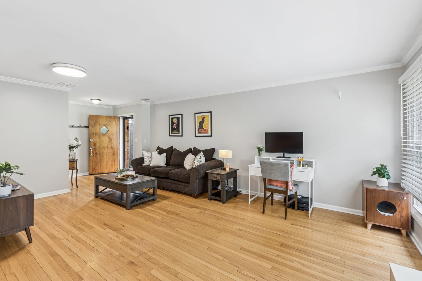 552 Burton Avenue, Highland Park, IL 60035 — exterior view