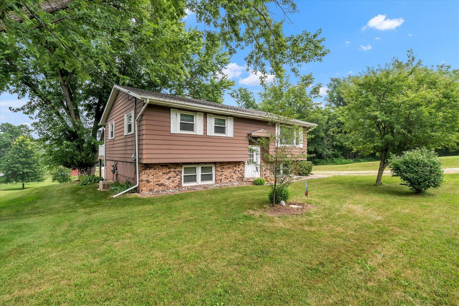 3003 148th Avenue, Milan, IL 61264 — exterior view