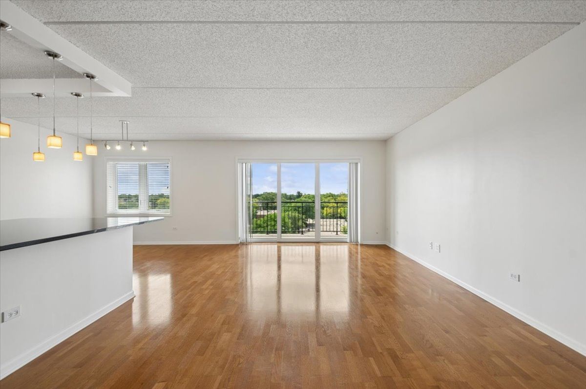 5555 N CUMBERLAND Avenue #710, Chicago, IL 60656 — exterior view