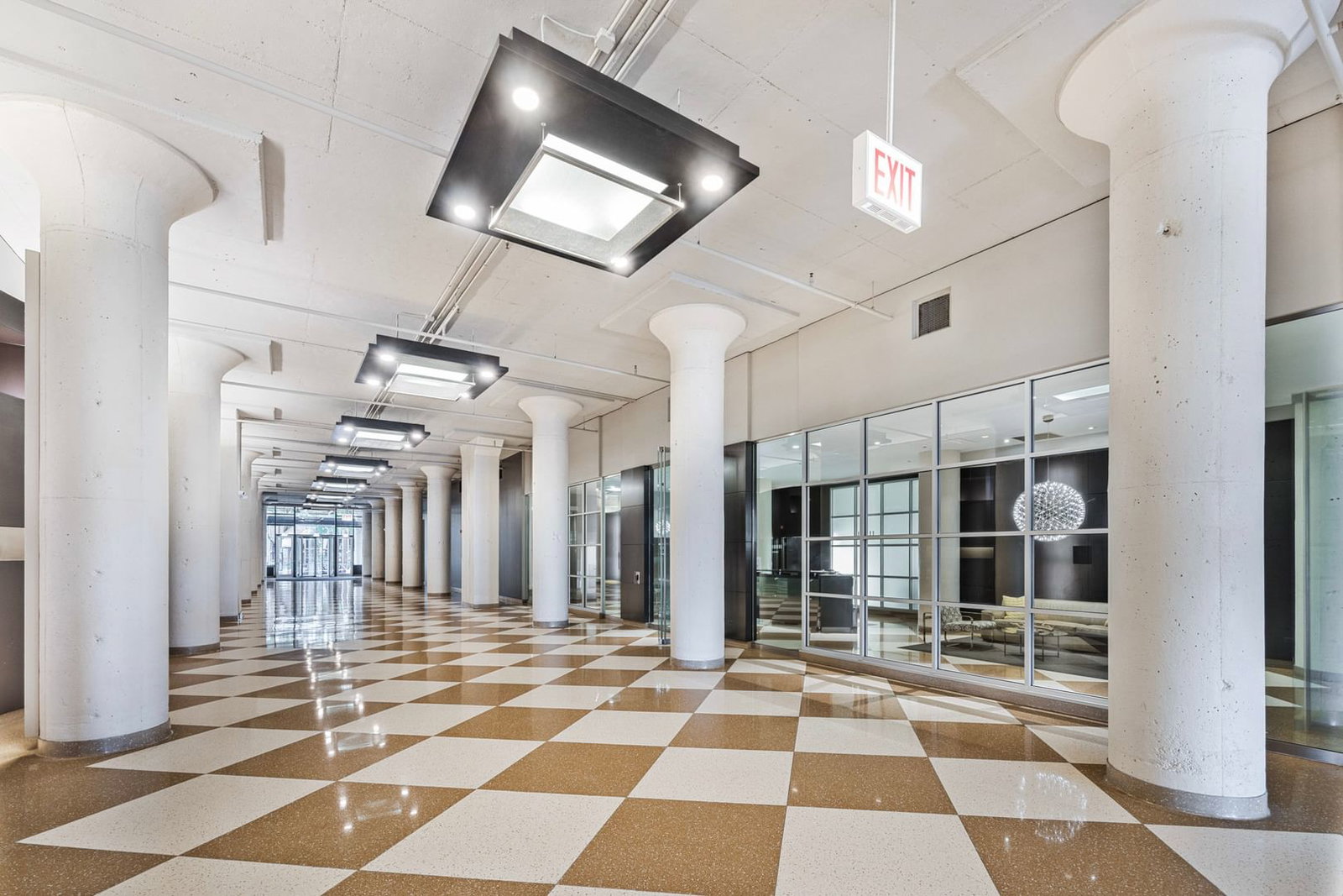 900 N Kingsbury Street #975, Chicago, IL 60610 — exterior view