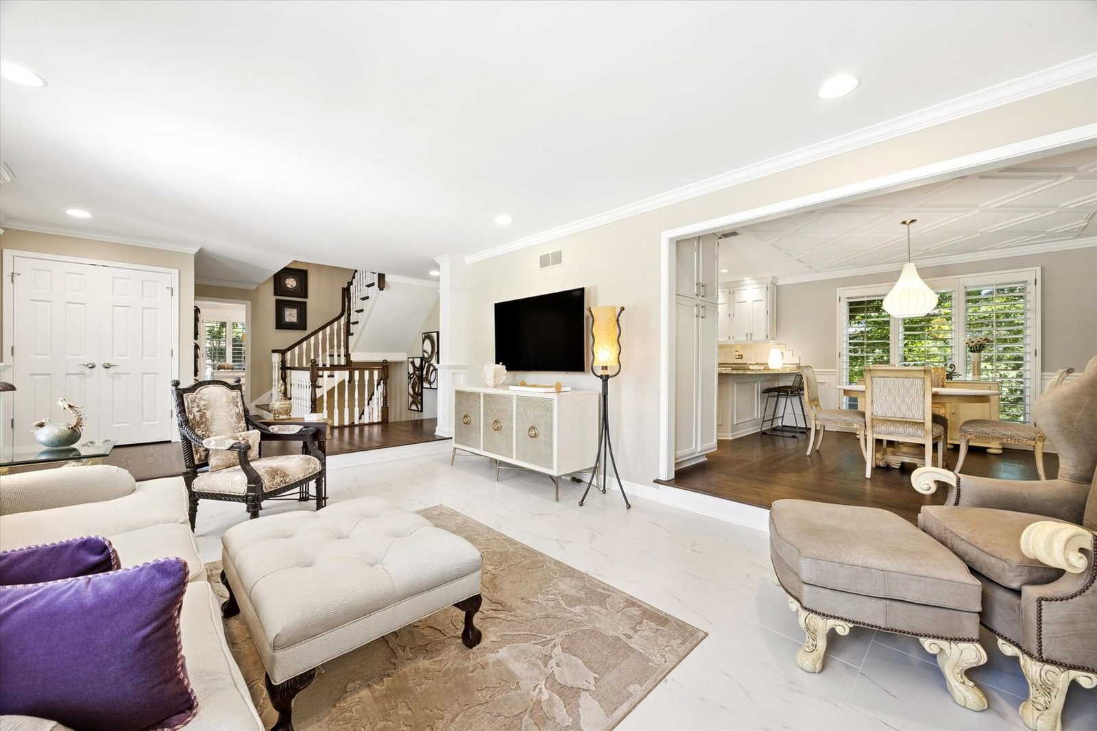 9 Tartan Road, Burr Ridge, IL 60527 — kitchen view