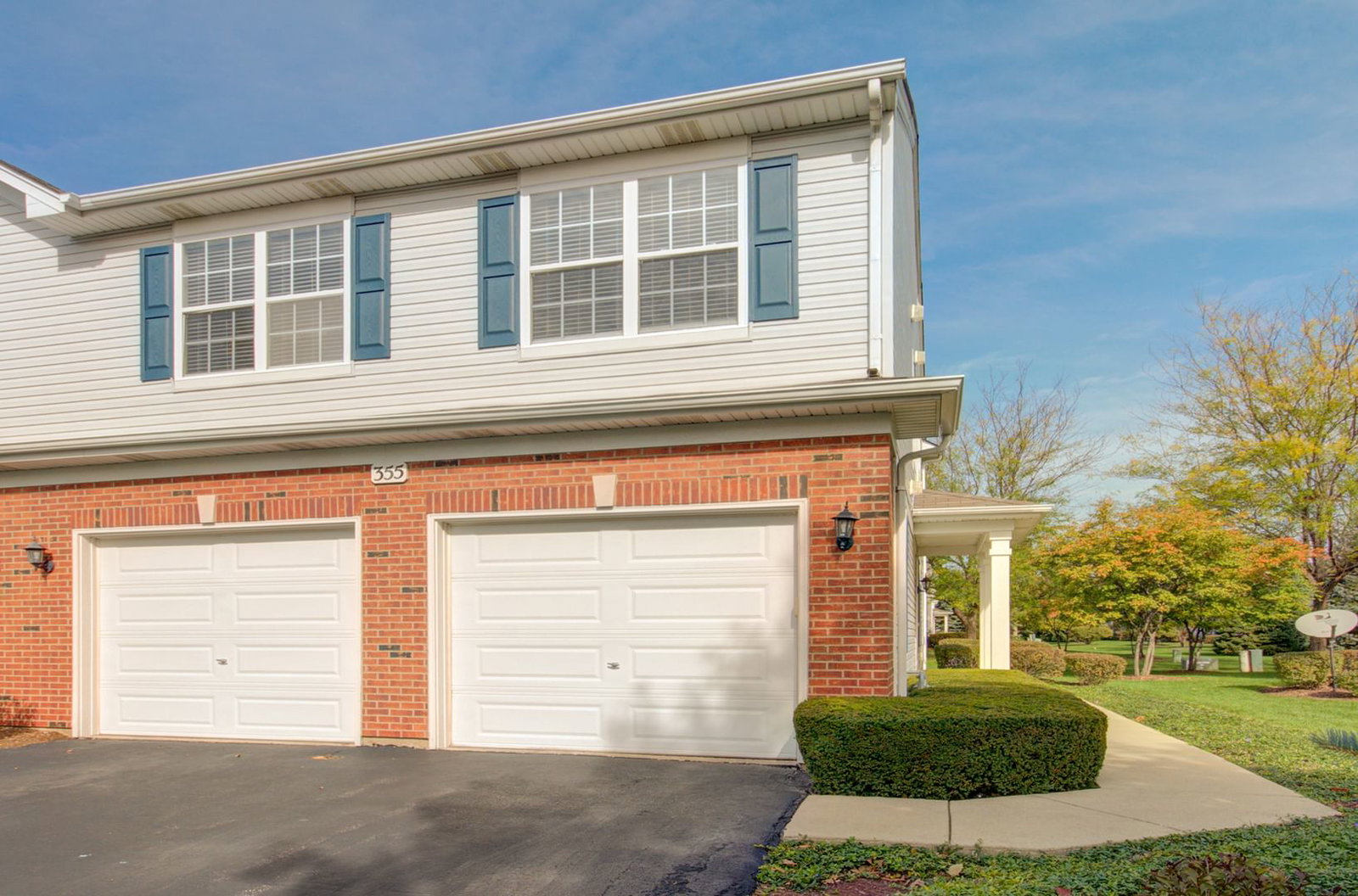 355 Grape Vine Trail #355, Oswego, IL 60543 — exterior view