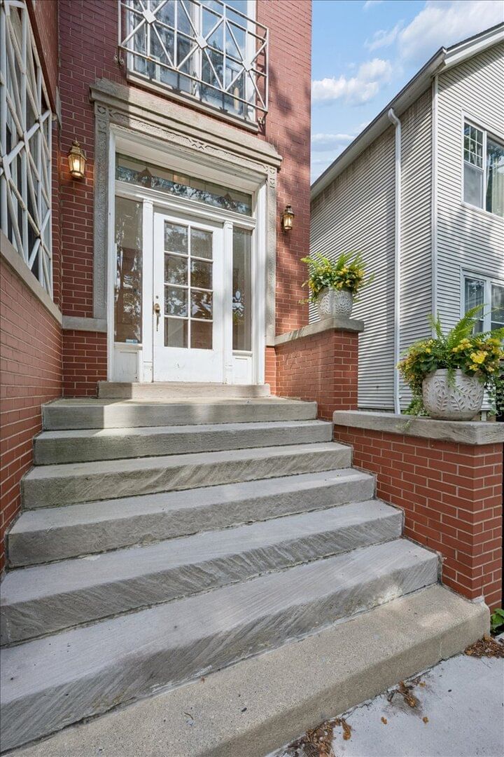 2236 N MAPLEWOOD Avenue #3, Chicago, IL 60647 — exterior view