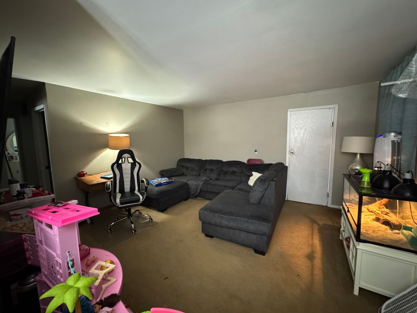 15 Curtmar Court, Montgomery, IL 60538 — kitchen view
