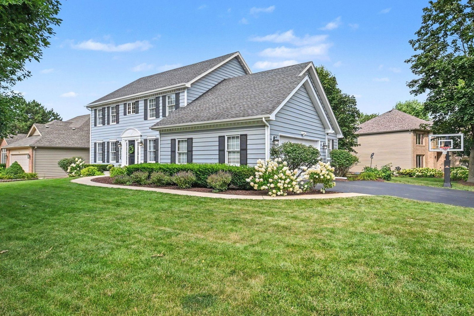 2606 Modaff Road, Naperville, IL 60565 — kitchen view