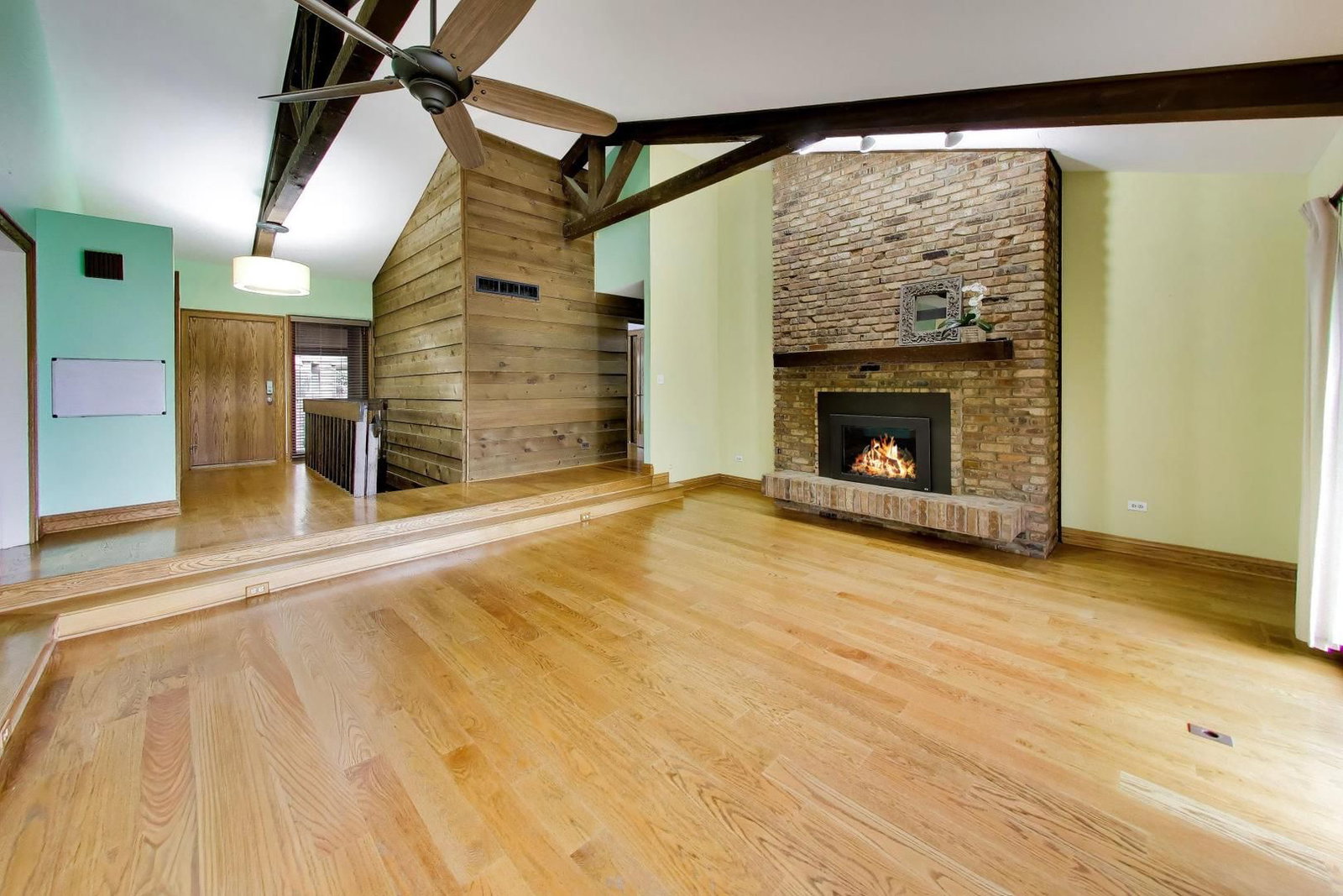 24283 N GRANDVIEW Drive, Lake Barrington, IL 60010 — kitchen view