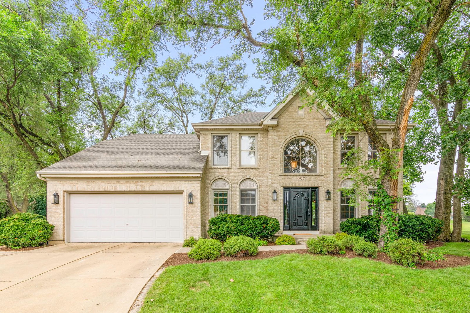 997 S Hampton Court, Aurora, IL 60506 — exterior view