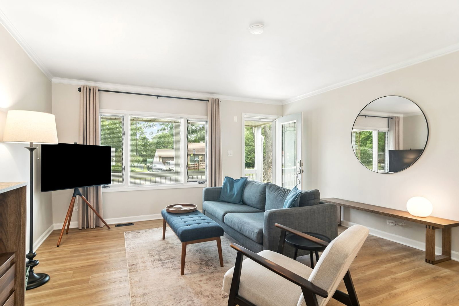 1005 E Lilac Drive, Palatine, IL 60074 — kitchen view
