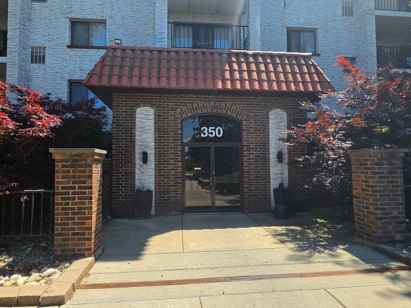 350 Plum Creek Drive #406, Wheeling, IL 60090 — exterior view
