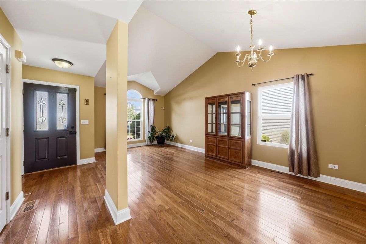 287 Lilac Drive, Romeoville, IL 60446 — exterior view