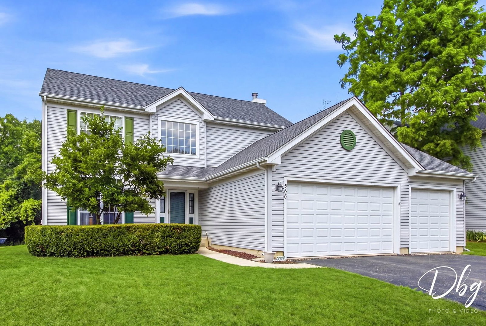 566 W Wildspring Road, Round Lake, IL 60073 — exterior view