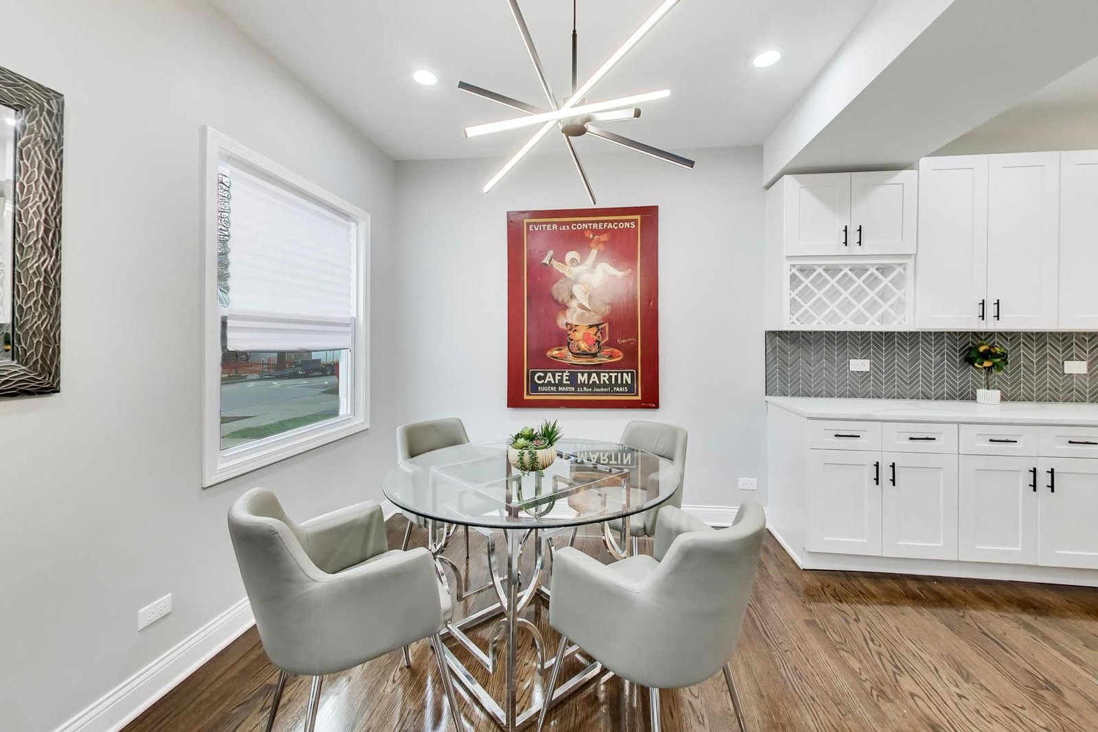 2227 Foster Street, Evanston, IL 60201 — living view