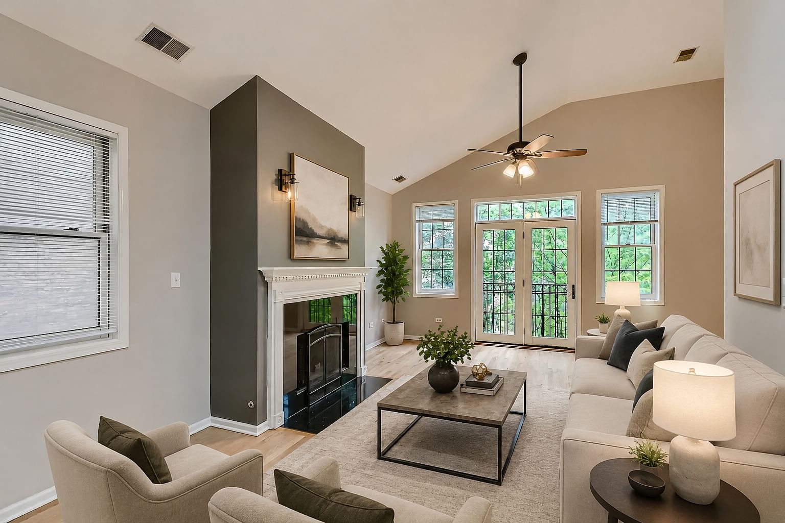 905 W Lawrence Avenue #3W, Chicago, IL 60640 — exterior view