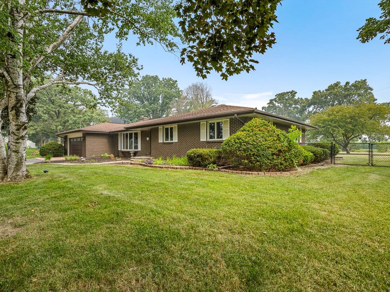 4245 Lehighton Downs Drive, Rockford, IL 61101 — kitchen view