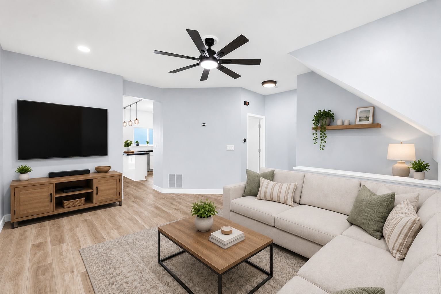 2409 Courtyard Circle #4, Aurora, IL 60506 — living view