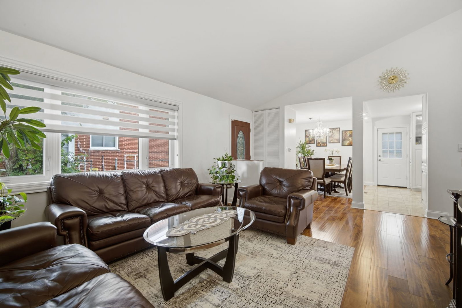 7006 W Carol Avenue, Niles, IL 60714 — kitchen view