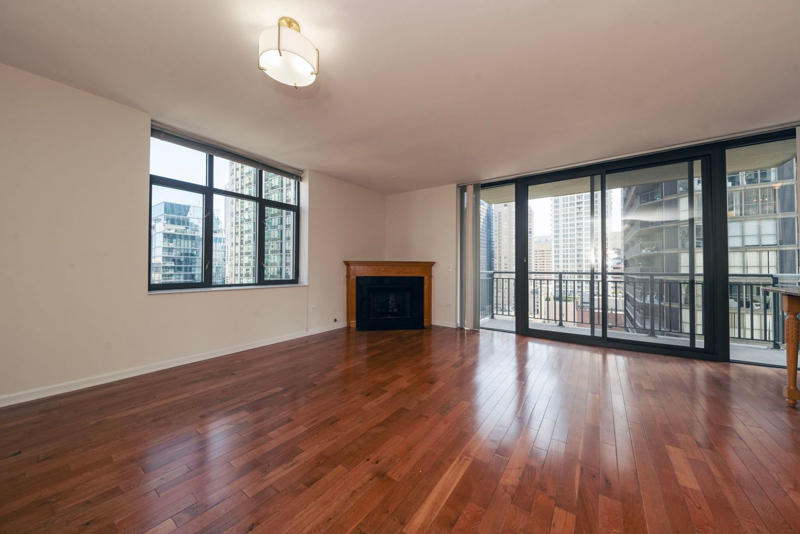 630 N State Street #2202, Chicago, IL 60654 — exterior view