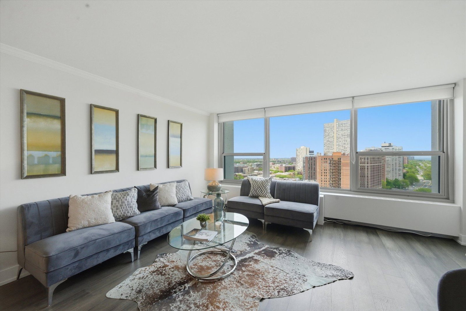 3600 N Lake Shore Drive #1814, Chicago, IL 60613 — kitchen view