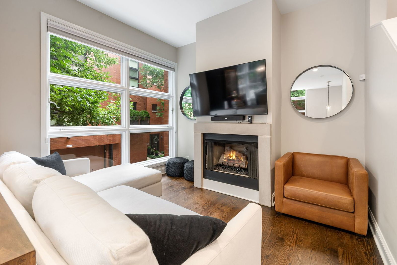 2024 W Willow Street #B, Chicago, IL 60647 — kitchen view
