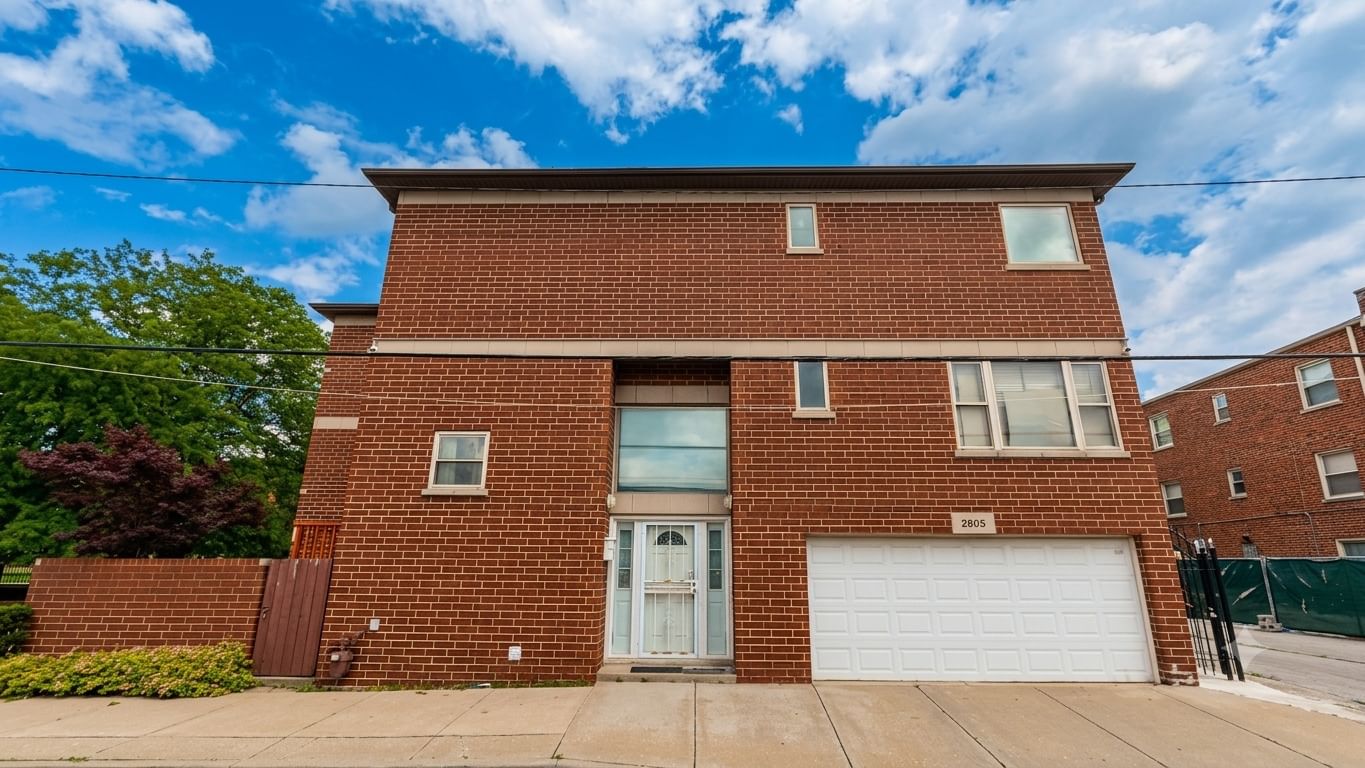 2805 S Stewart Avenue, Chicago, IL 60616 — exterior front view