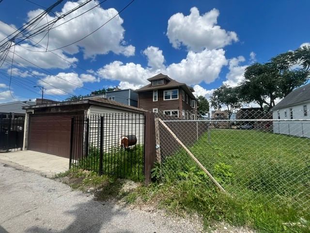 952 N Massasoit Avenue, Chicago, IL 60651 — all view