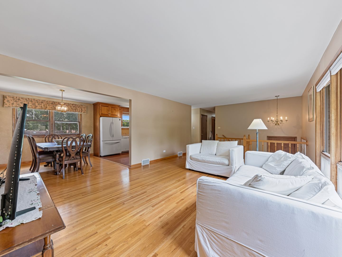 8624 W 145th Street, Orland Park, IL 60462 — kitchen view