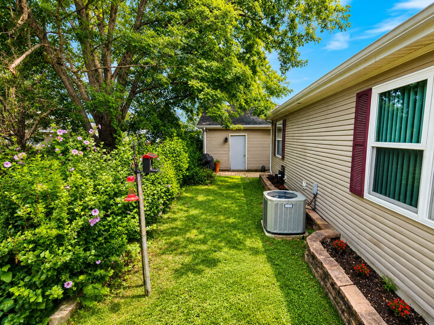 194 Water Street, Marseilles, IL 61341 — kitchen view
