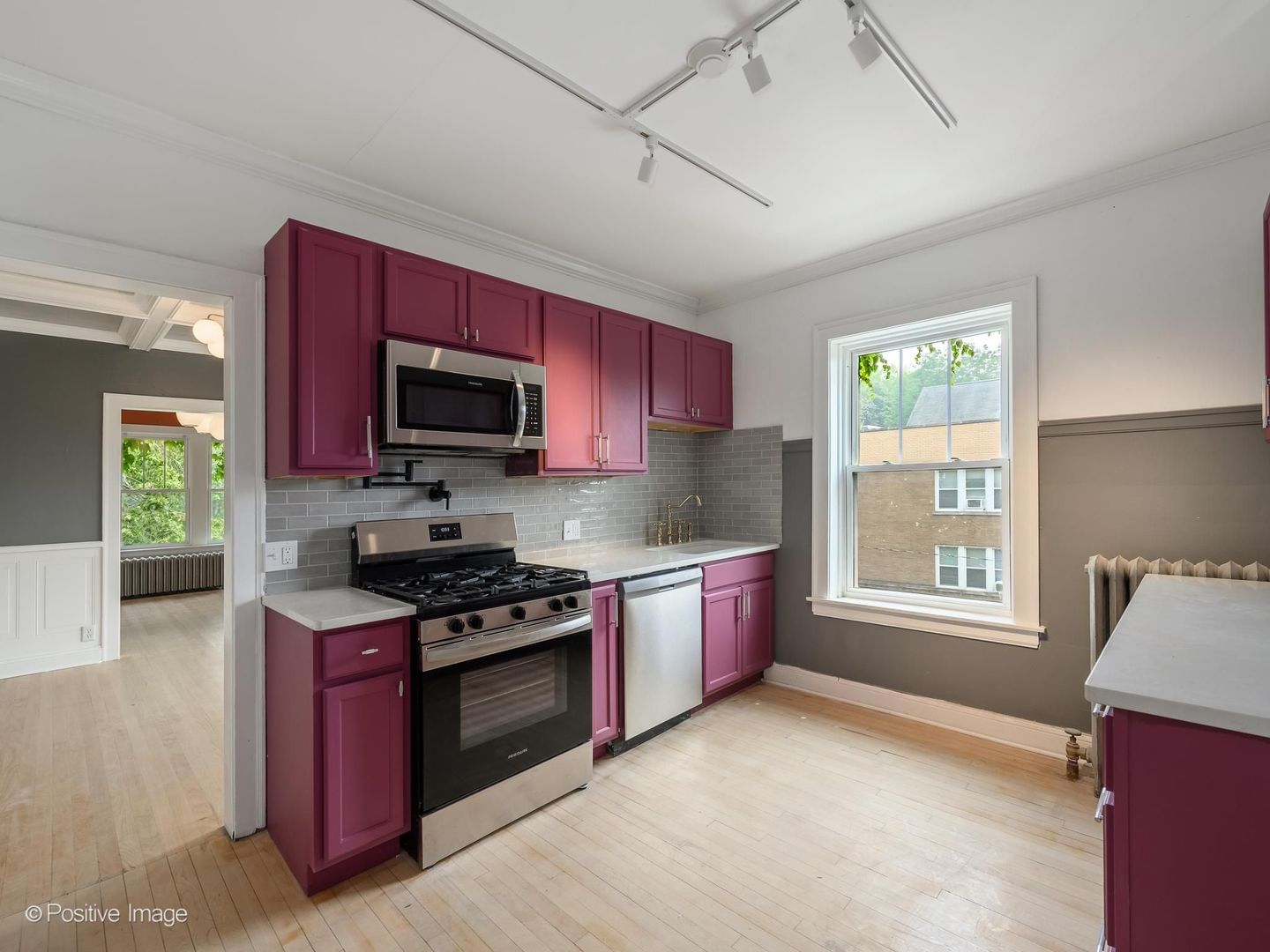 3500 N Hamilton Avenue #2, Chicago, IL 60618 — living view