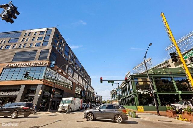 1025 W Addison Street #825, Chicago, IL 60613 — exterior view