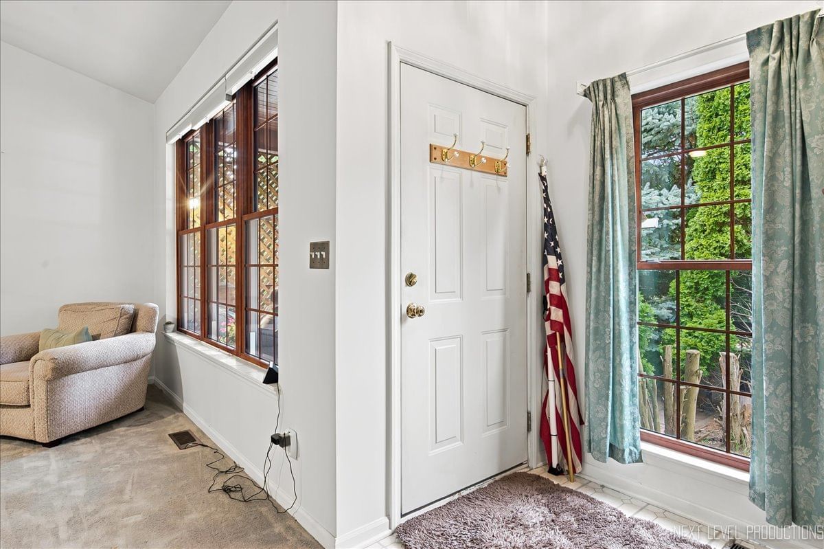 473 Barnaby Drive, Oswego, IL 60543 — kitchen view