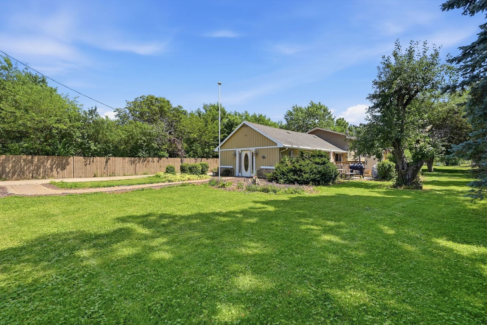 19709 W Schweitzer Road, Joliet, IL 60436 — kitchen view