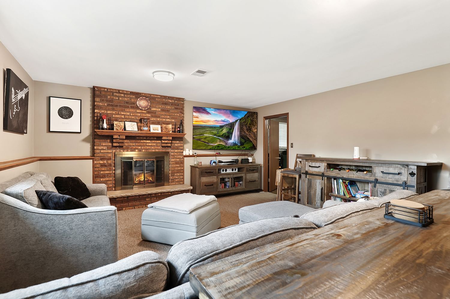 17042 Lockwood Avenue, Oak Forest, IL 60452 — kitchen view