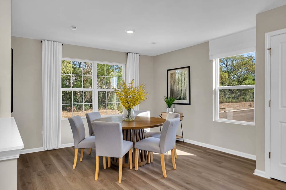 1301 Foxglove Drive, Bartlett, IL 60103 — kitchen view