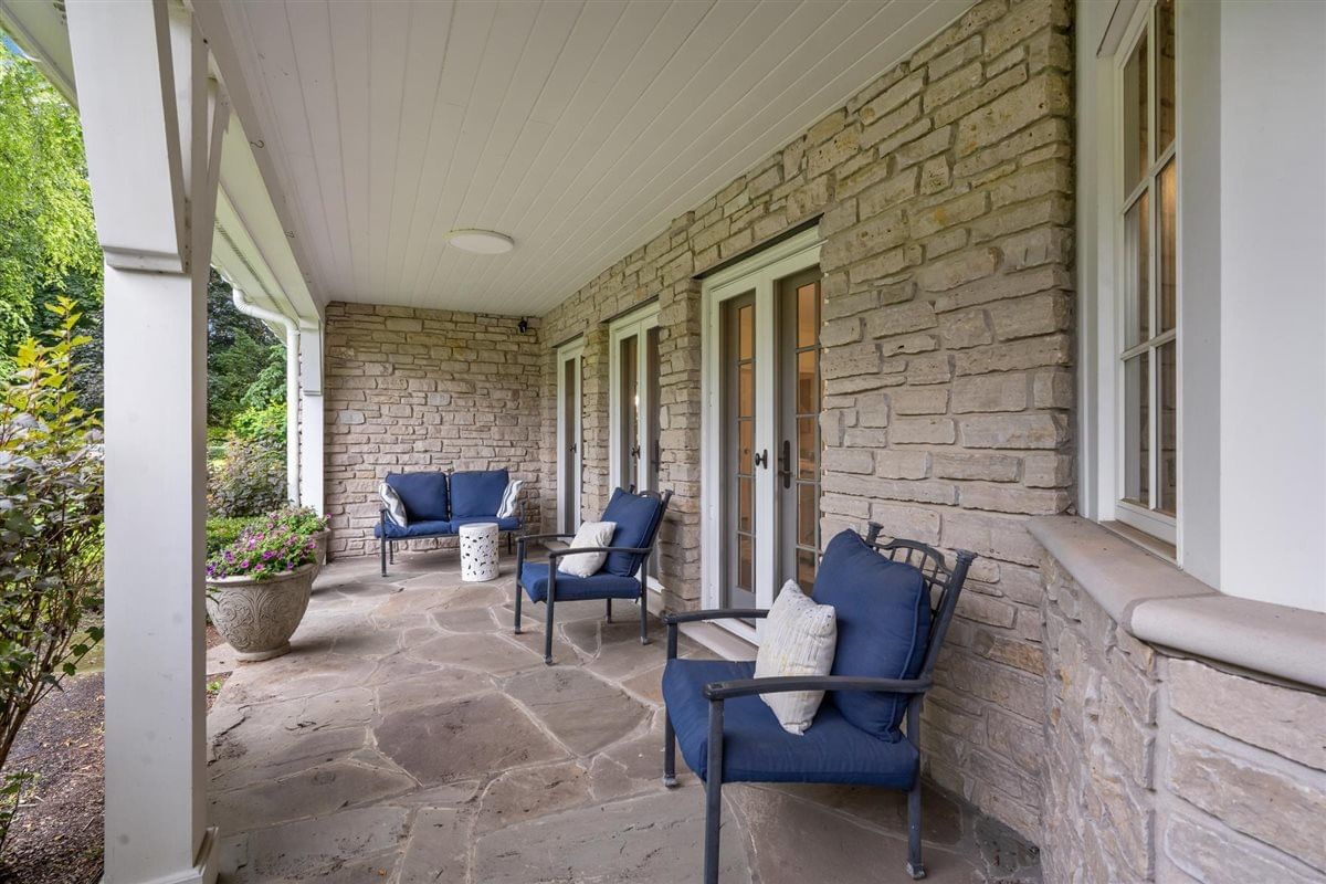 644 Beaver Road, Glenview, IL 60025 — exterior view