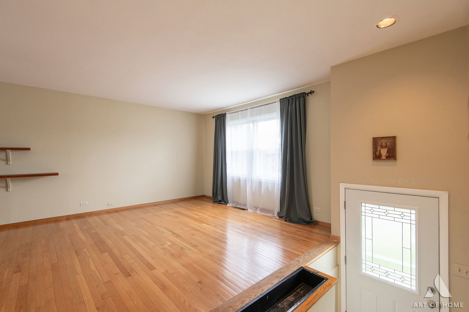 7756 Chestnut Avenue, Woodridge, IL 60517 — exterior view
