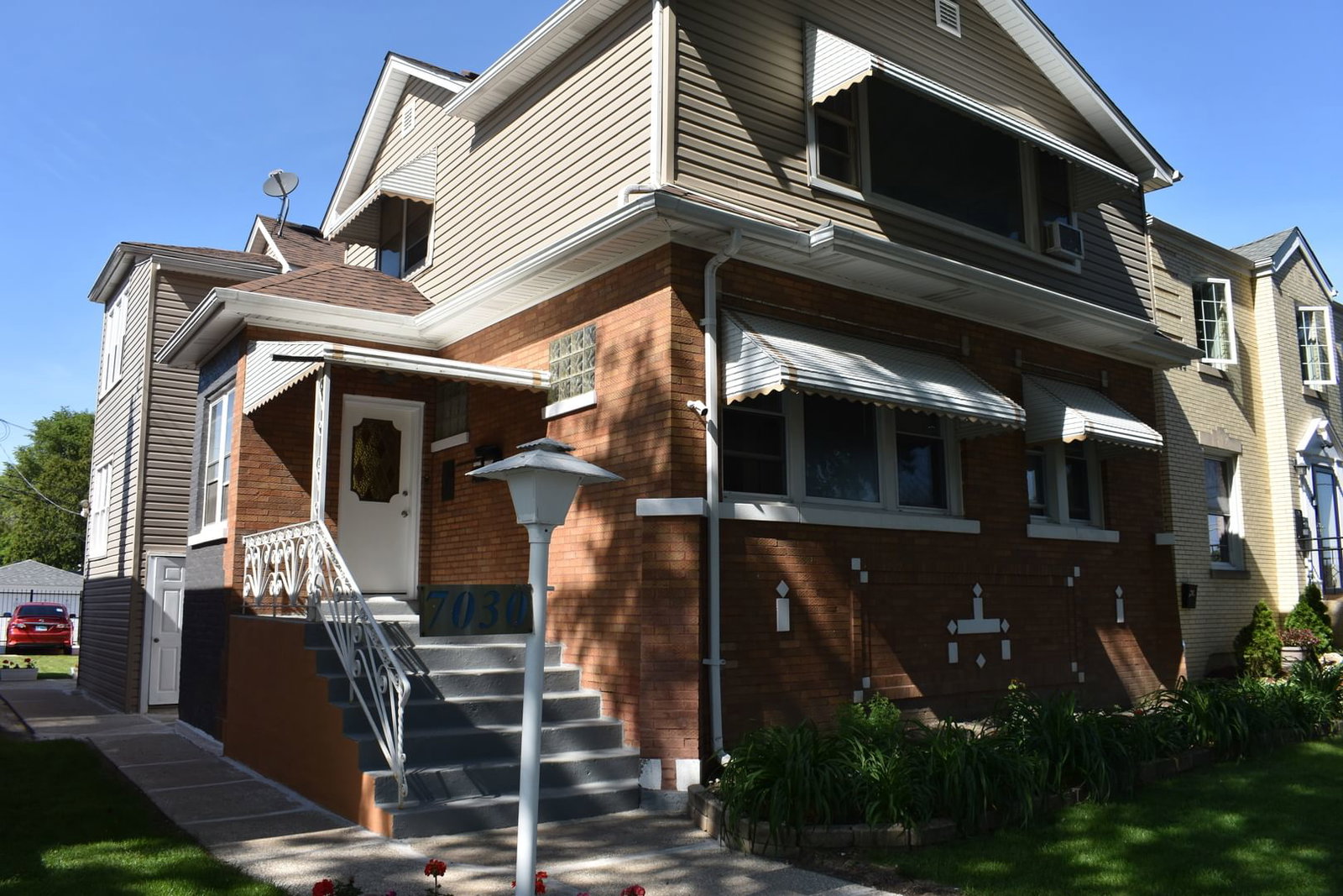 7030 W Wrightwood Avenue, Chicago, IL 60707 — exterior view