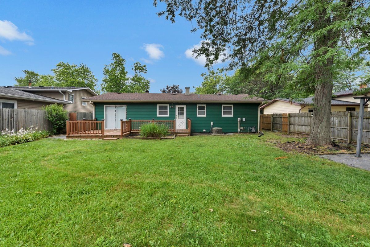 2736 Wall Avenue, Waukegan, IL 60087 — exterior view