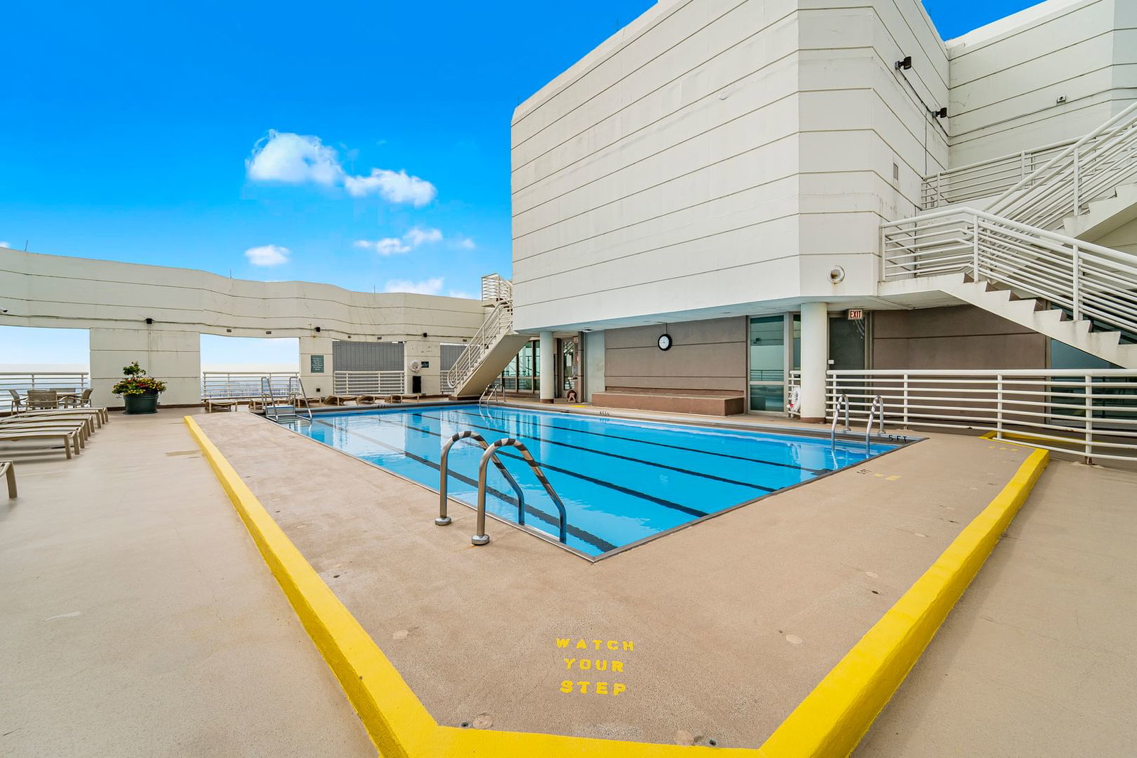 195 N Harbor Drive #5105, Chicago, IL 60601 — exterior view