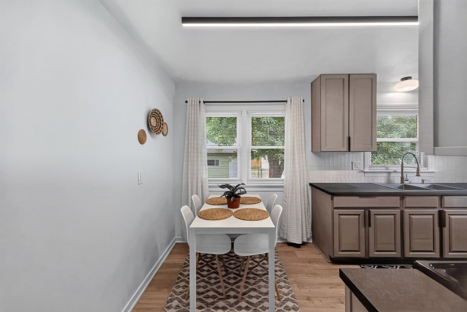 17949 Escanaba Avenue, Lansing, IL 60438 — living view
