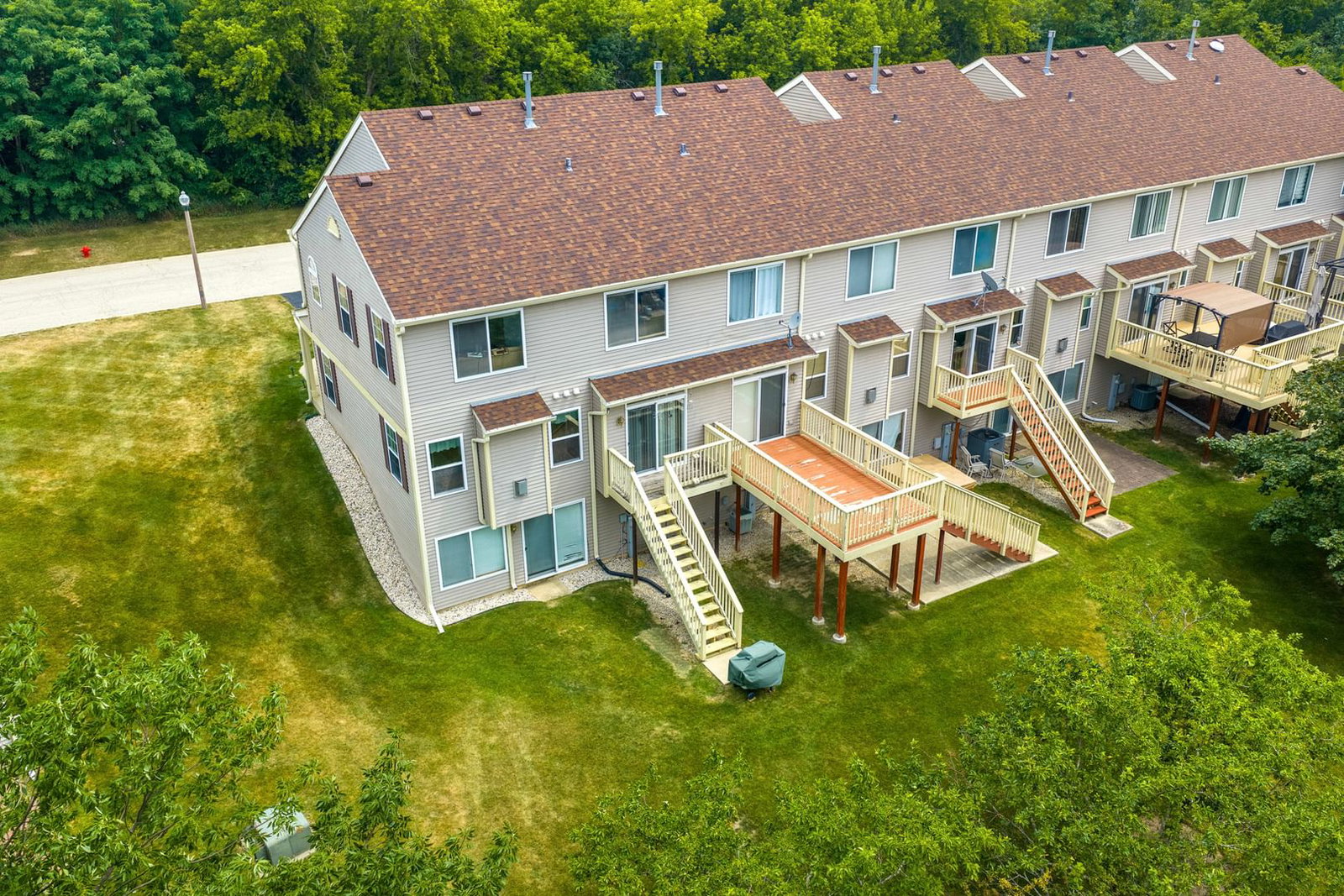 6968 Brightwater Drive, Fox Lake, IL 60020 — exterior view