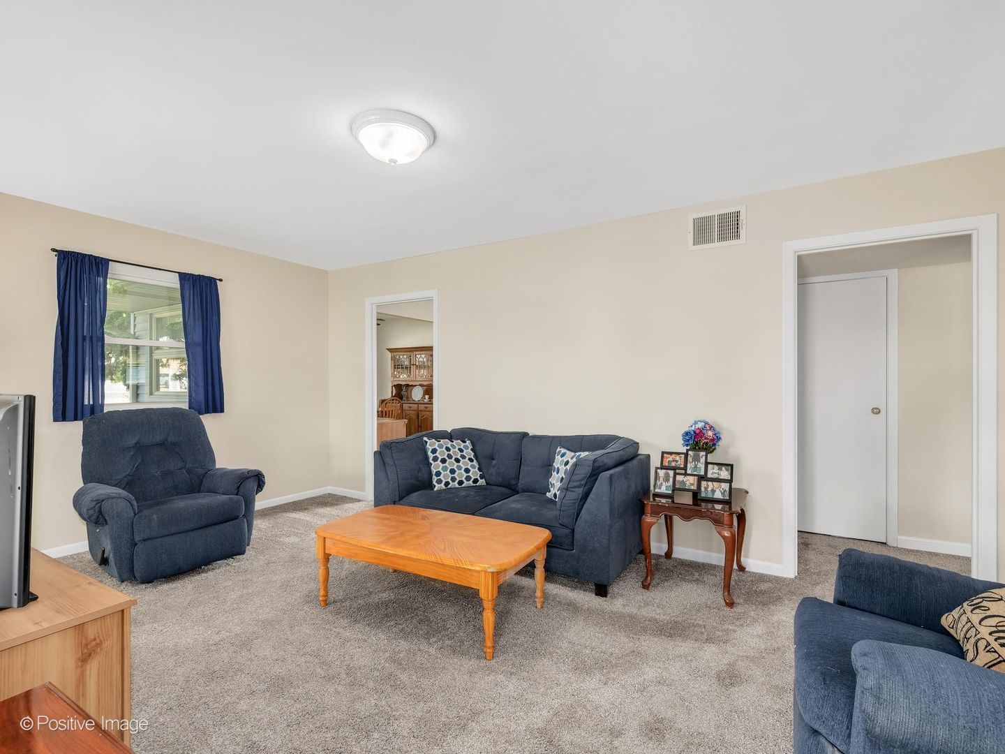 23 W Naperville Road, Westmont, IL 60559 — kitchen view