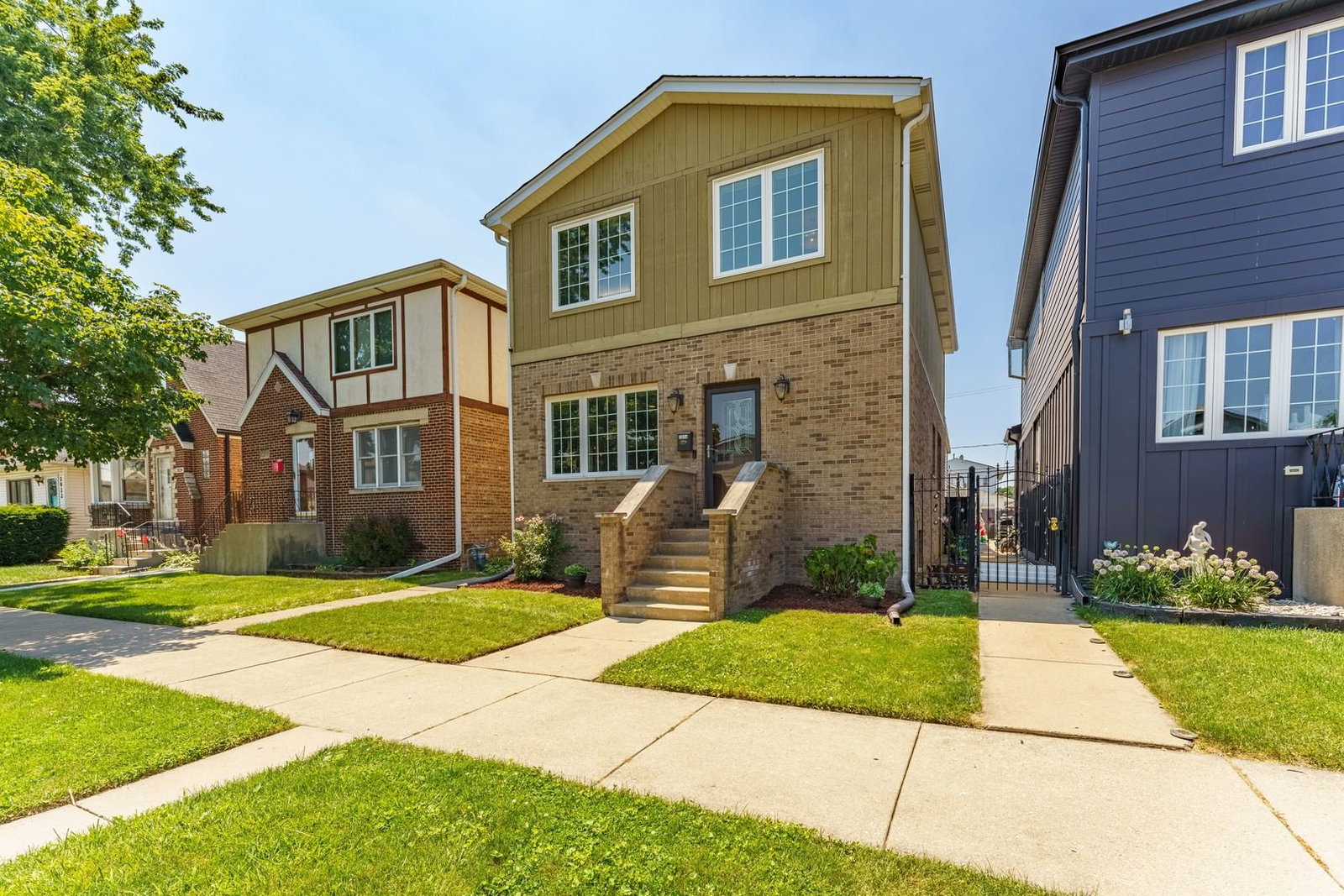 2030 N 72nd Court, Elmwood Park, IL 60707 — exterior view